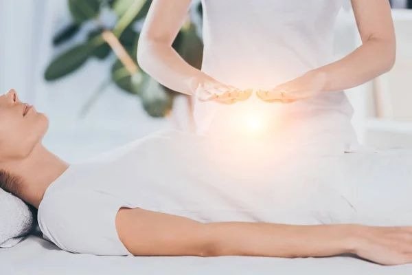 Reiki Healing – A Gentle Path to Deep Relaxation